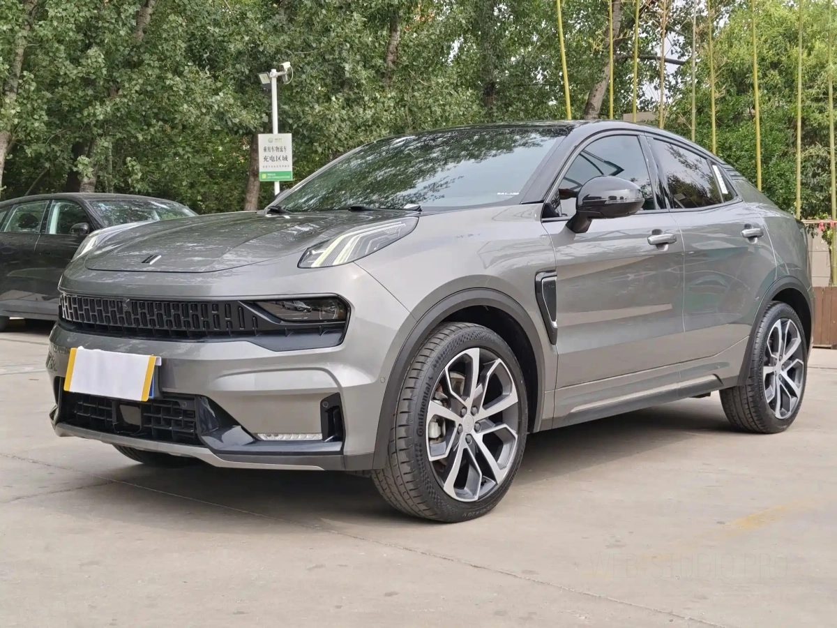 LYNK&CO 05
