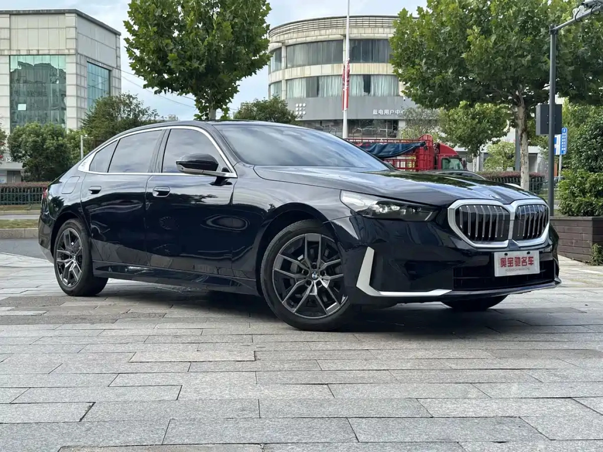 BMW 5-SERIES