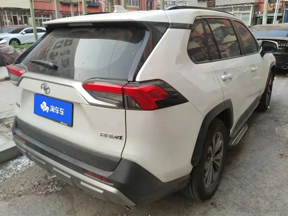 TOYOTA RAV4 RONGFANG