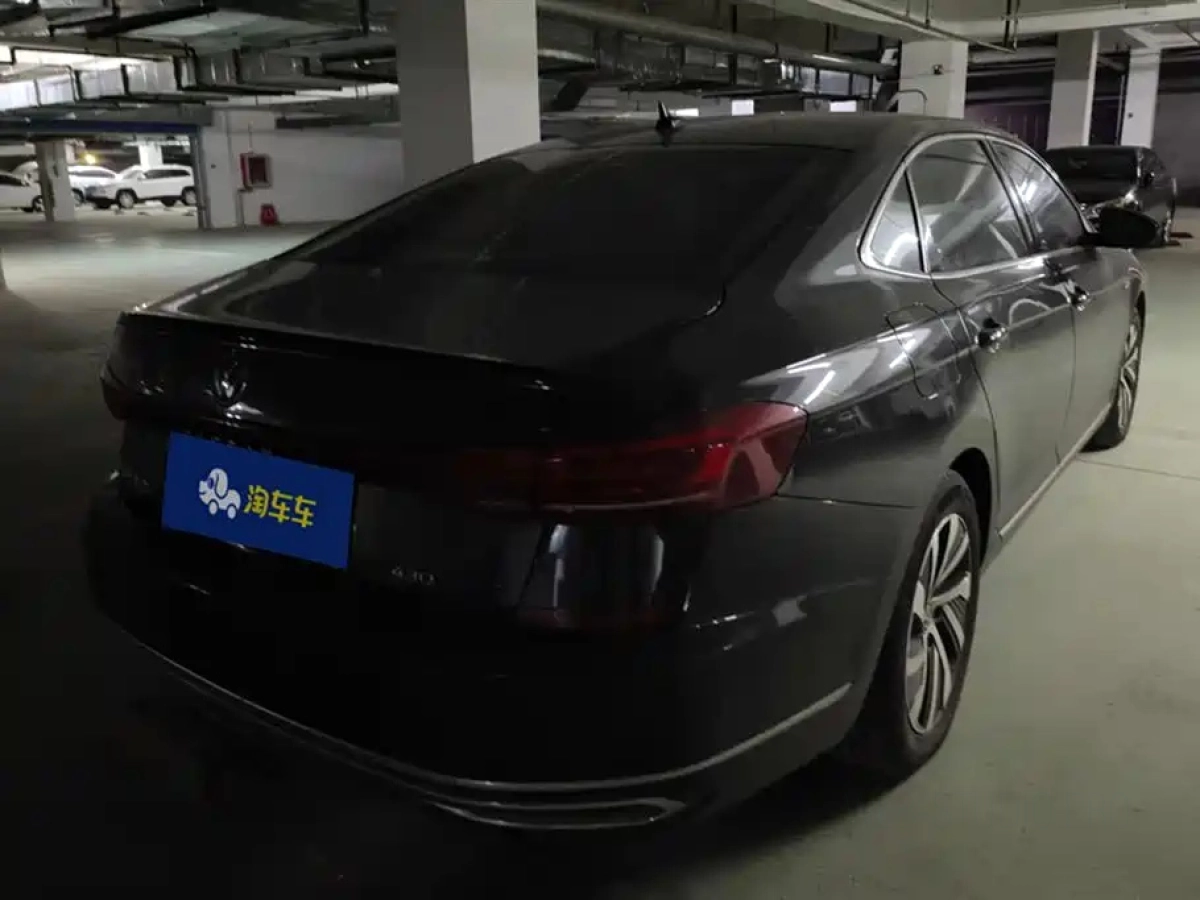 VOLKSWAGEN PASSAT NEW ENERGY