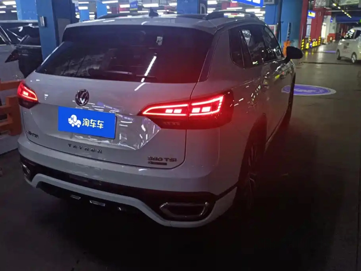 VOLKSWAGEN TAYRON