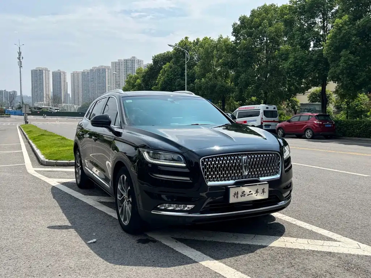 LINCOLN NAVIGATOR