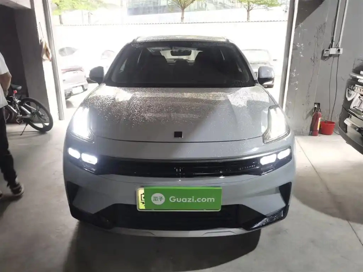 LYNK&CO 06 NEW ENERGY