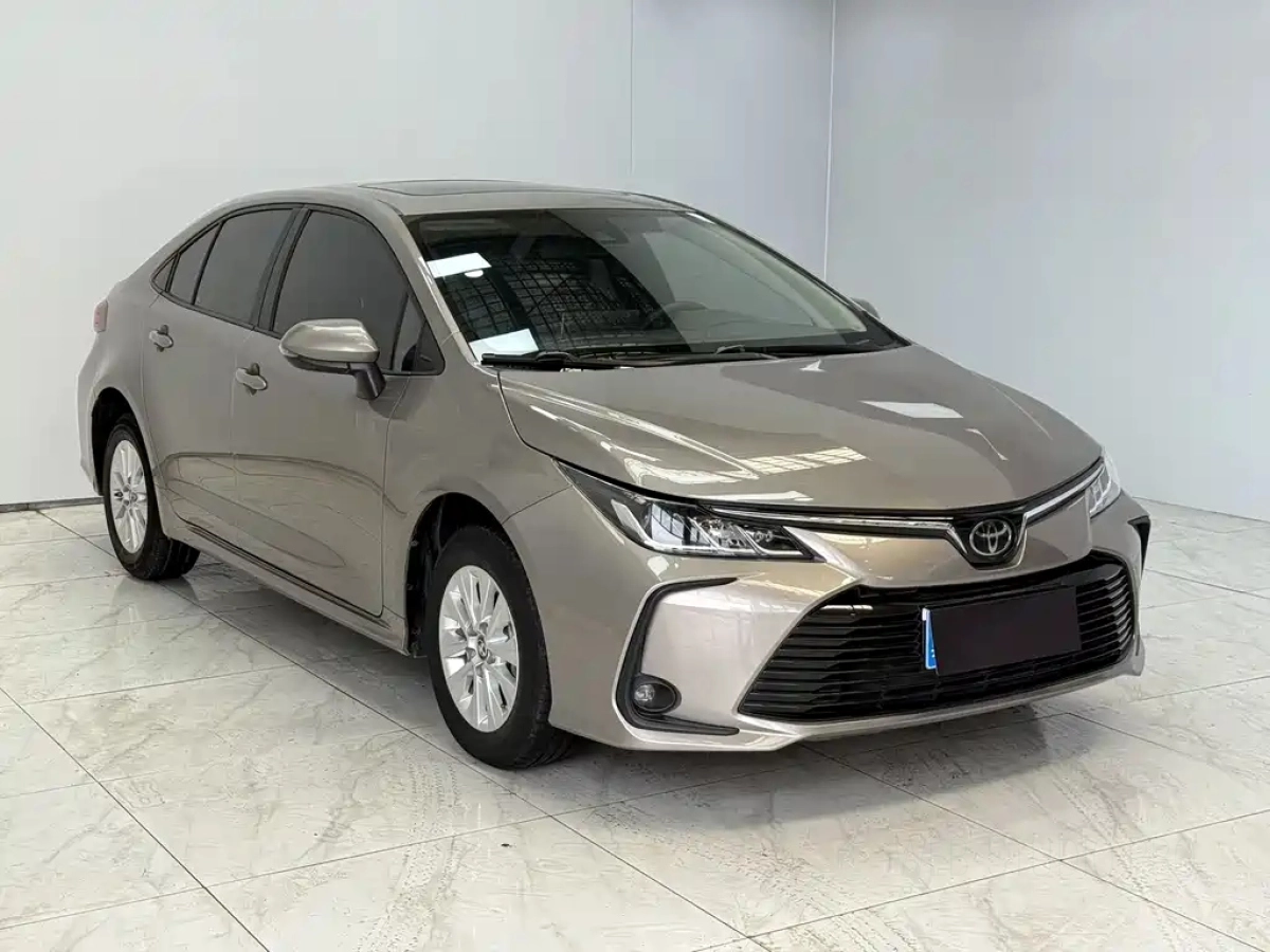 TOYOTA COROLLA