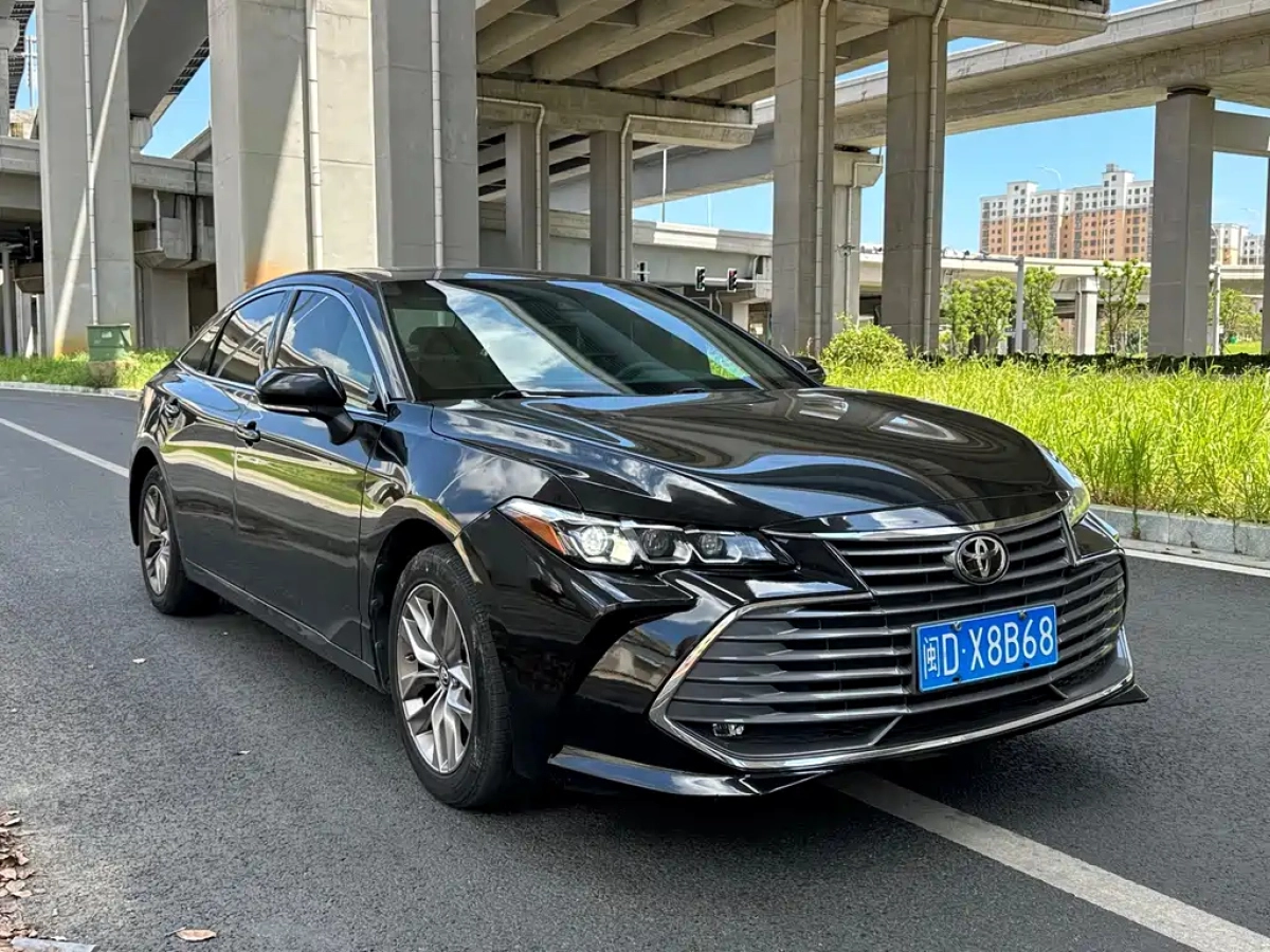 TOYOTA AVALON