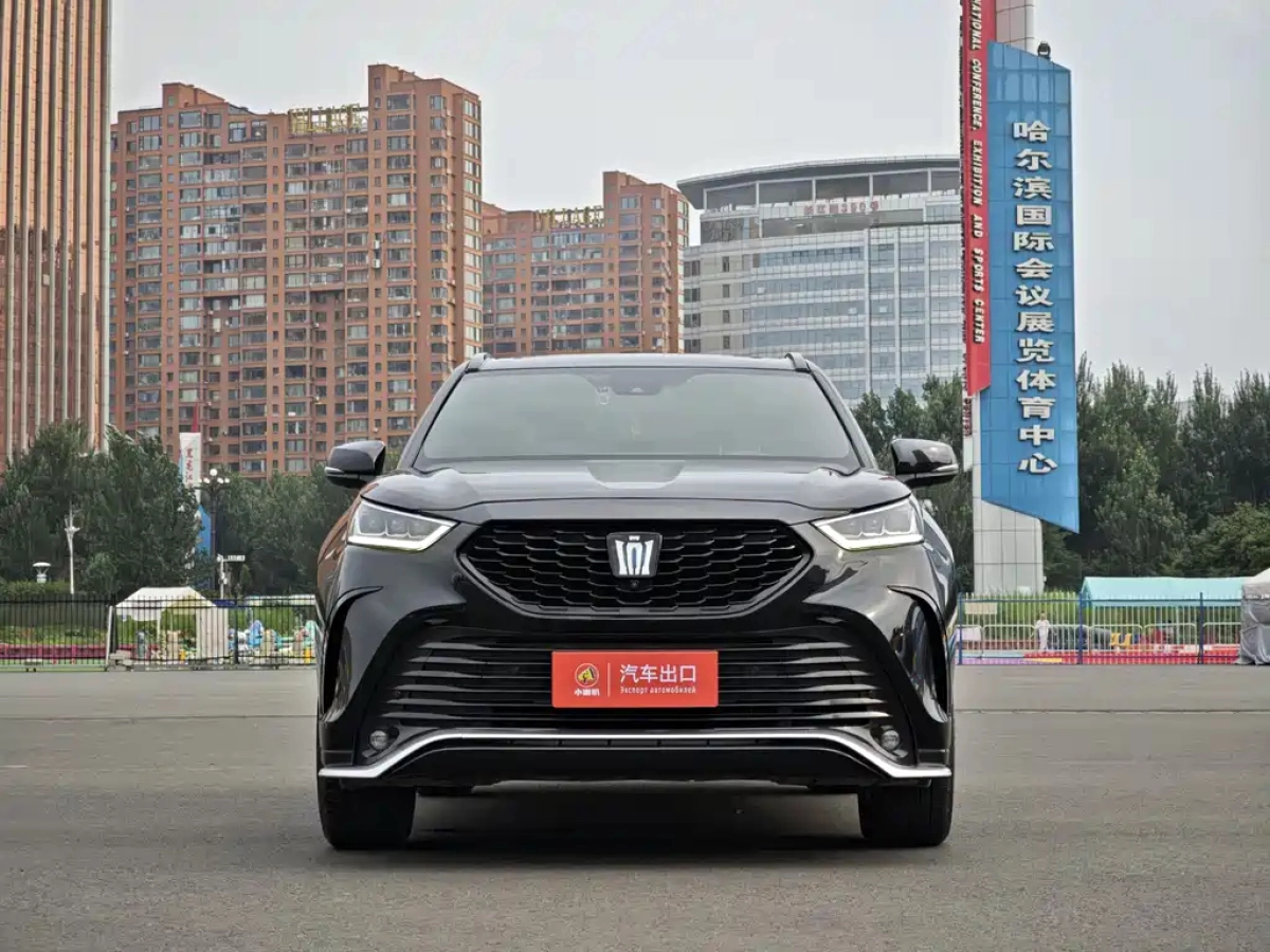 TOYOTA CROWN LUFANG