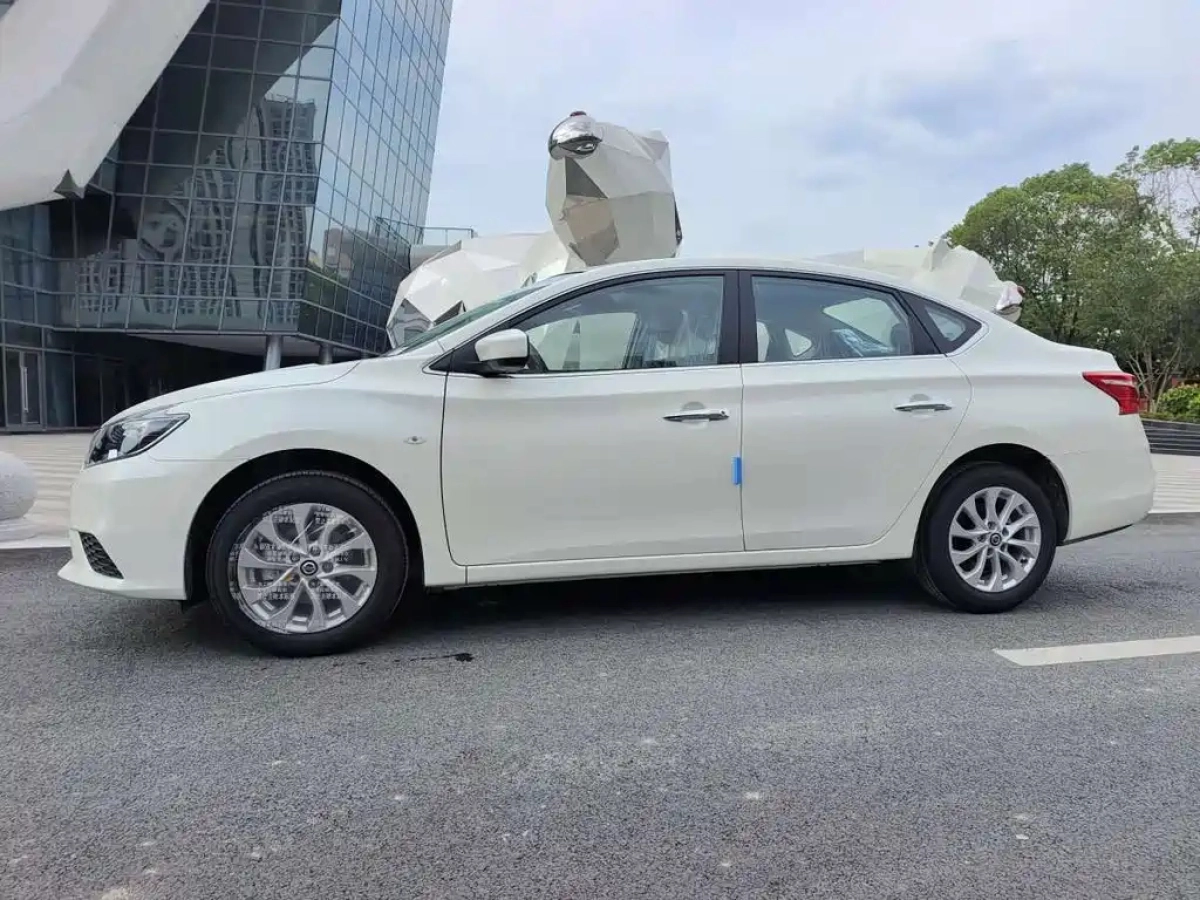 NISSAN SYLPHY