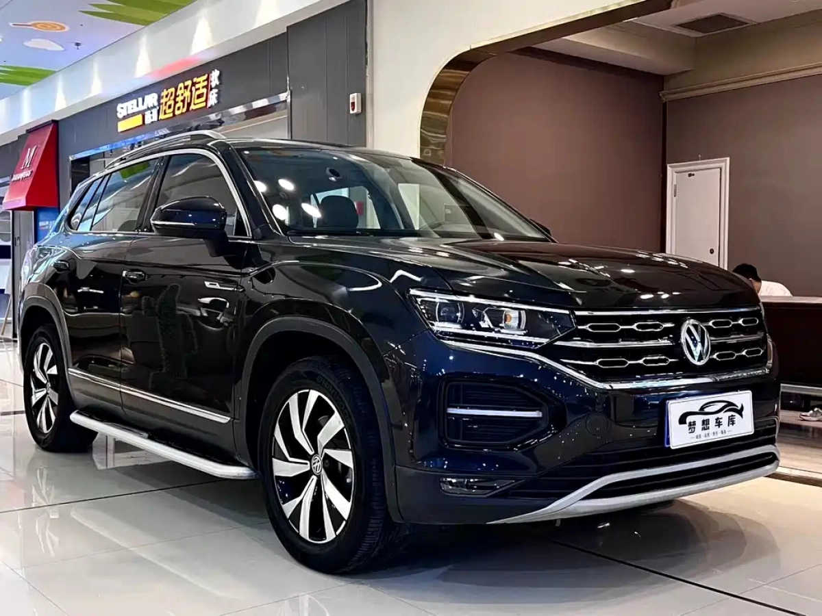VOLKSWAGEN TAYRON
