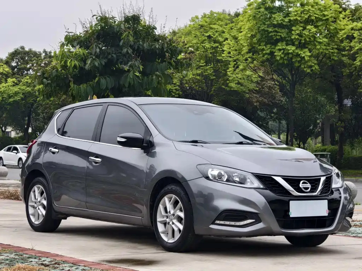 NISSAN TIIDA TIIDA