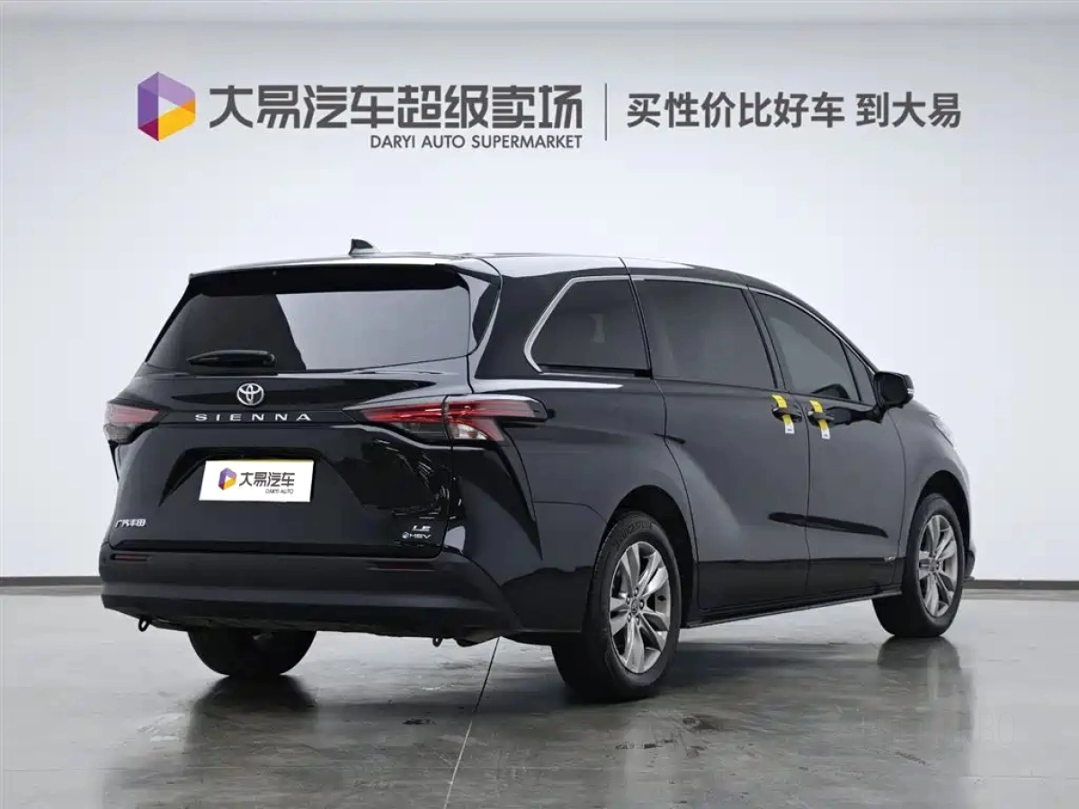 TOYOTA SIENNA SIENNA