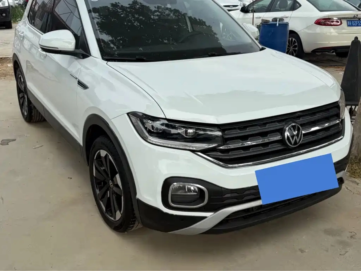 VOLKSWAGEN TACOUA