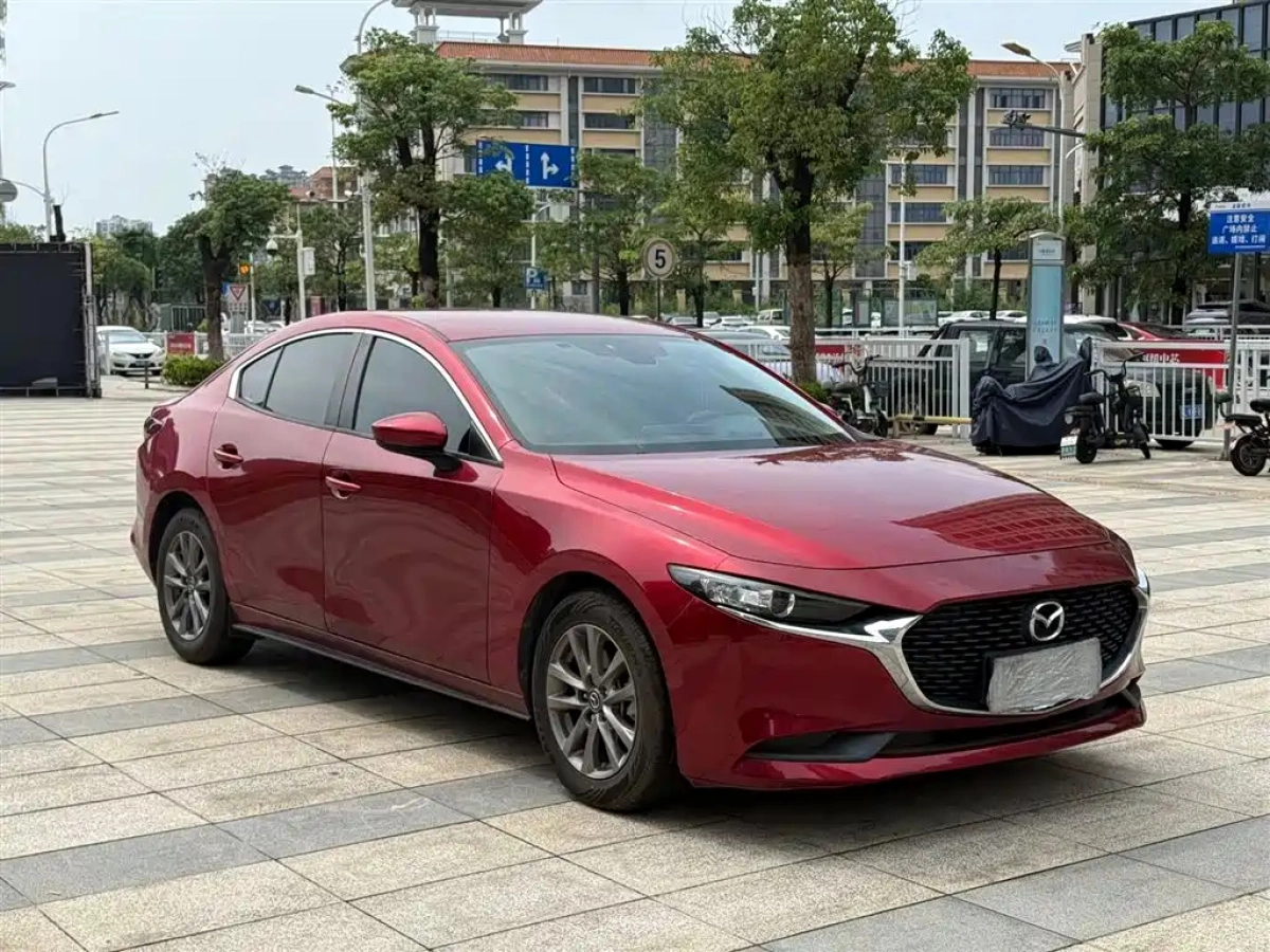 MAZDA 3 AXELA