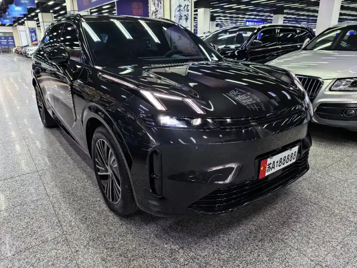 LYNK&CO 08 NEW ENERGY