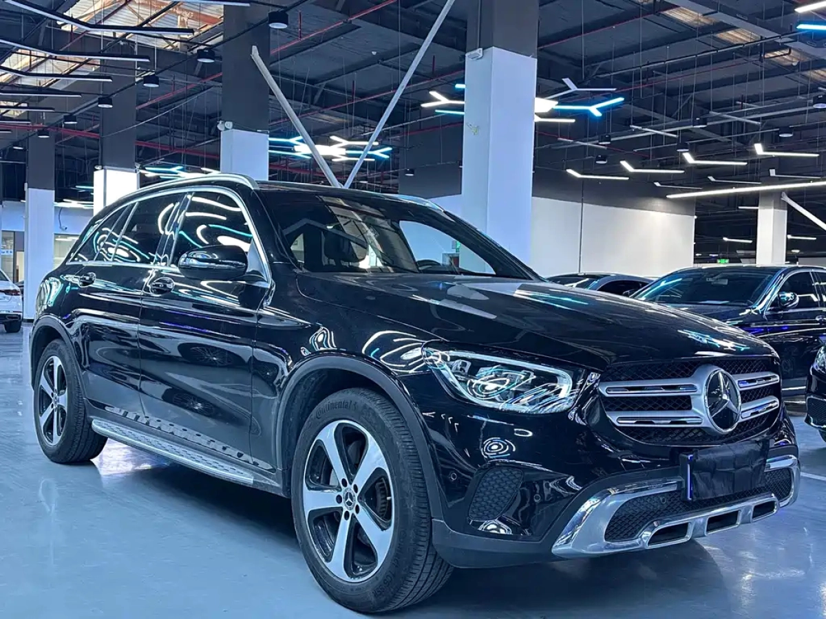 MERCEDES BENZ GLC
