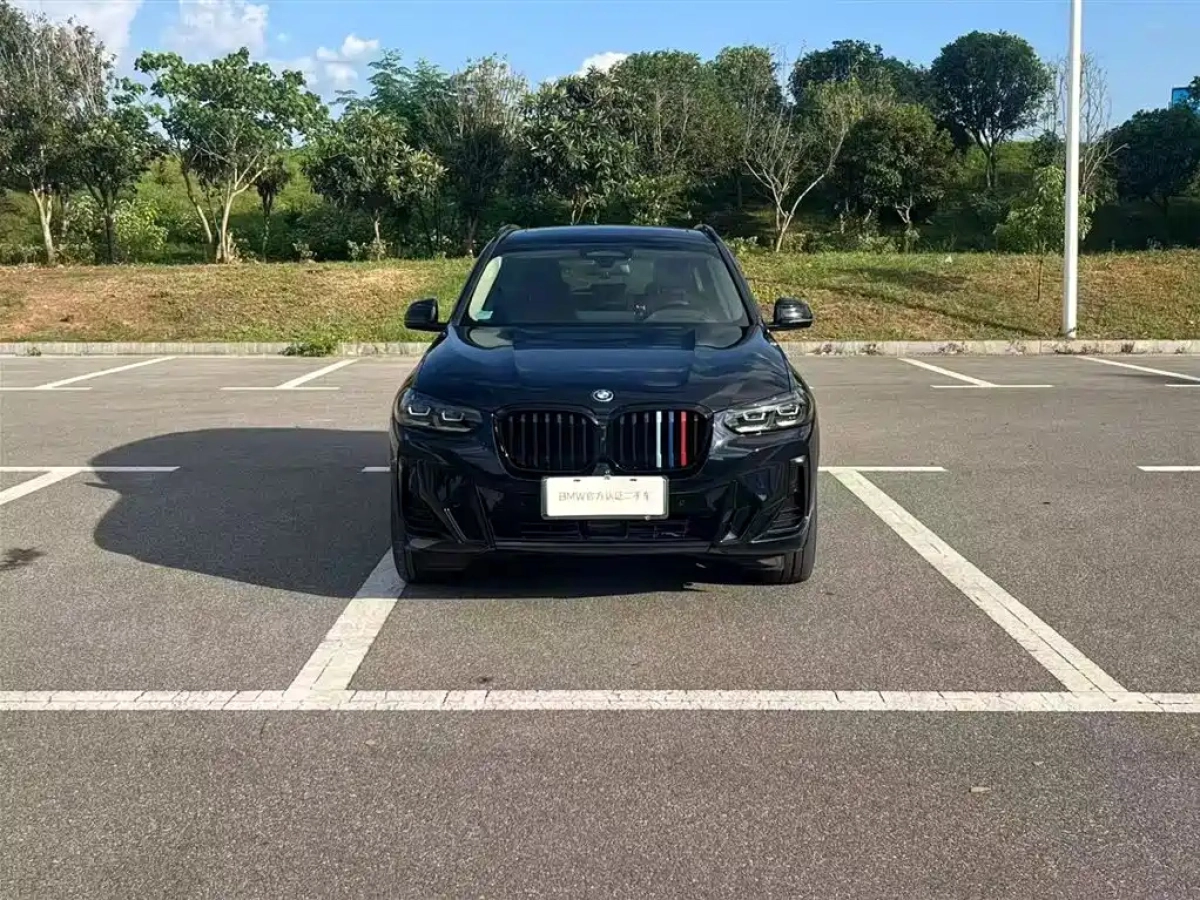 BMW IX3