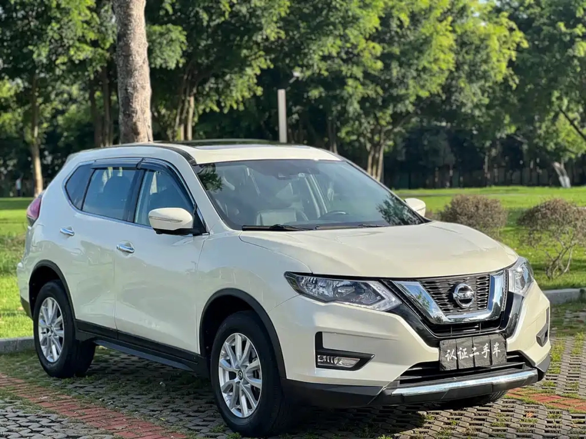 NISSAN X-TRAIL