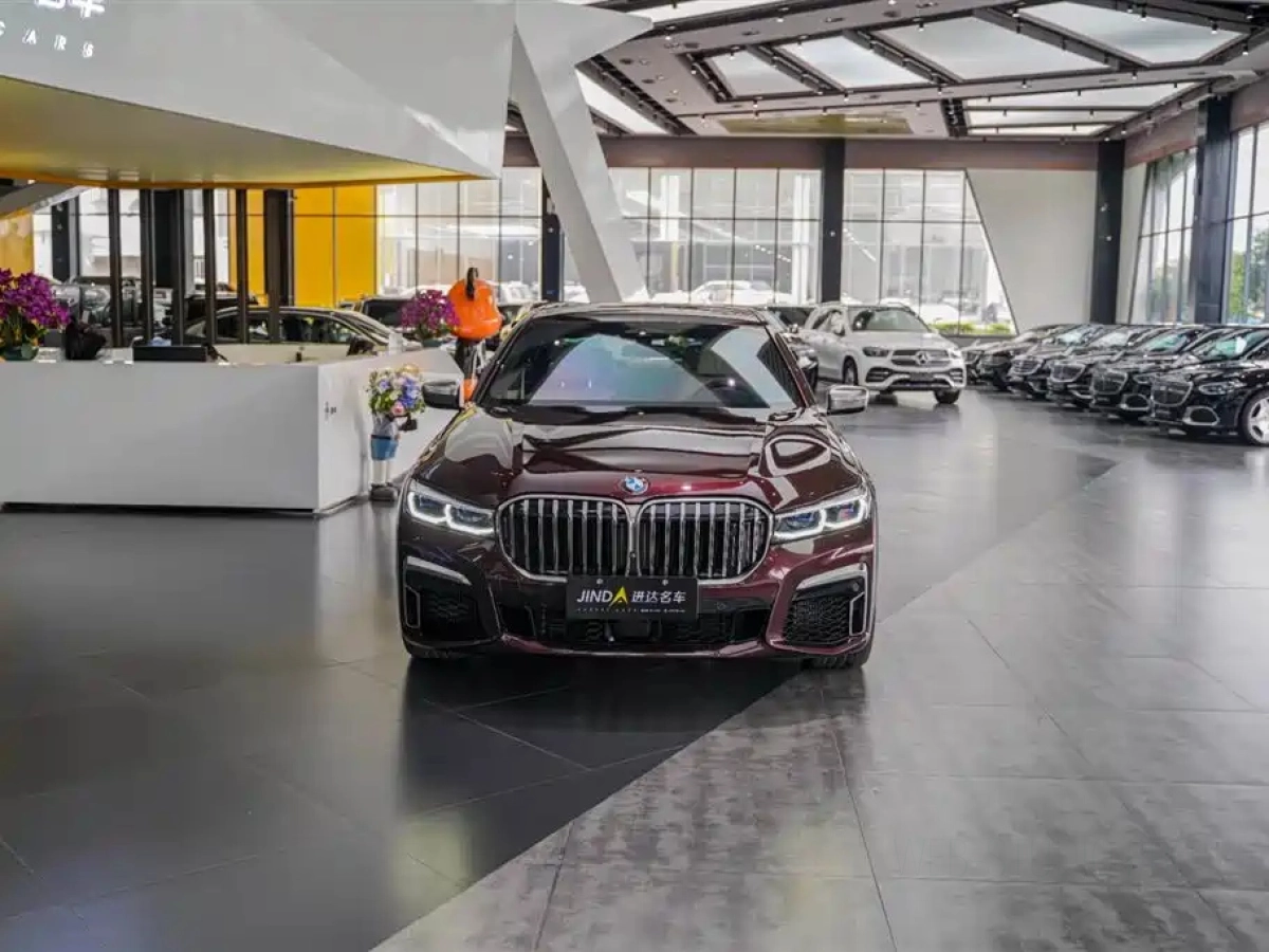 BMW 7-SERIES