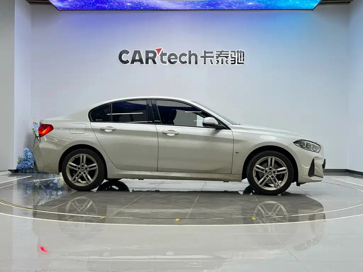 BMW 1-SERIES