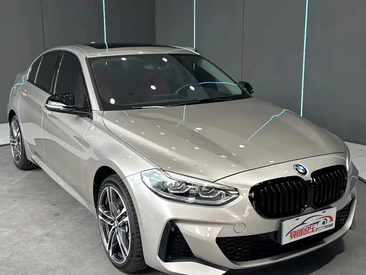 BMW 1-SERIES
