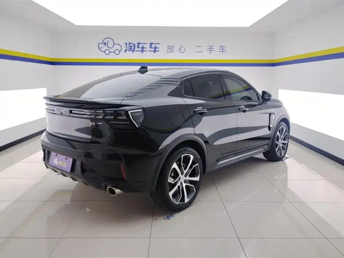 LYNK&CO 05