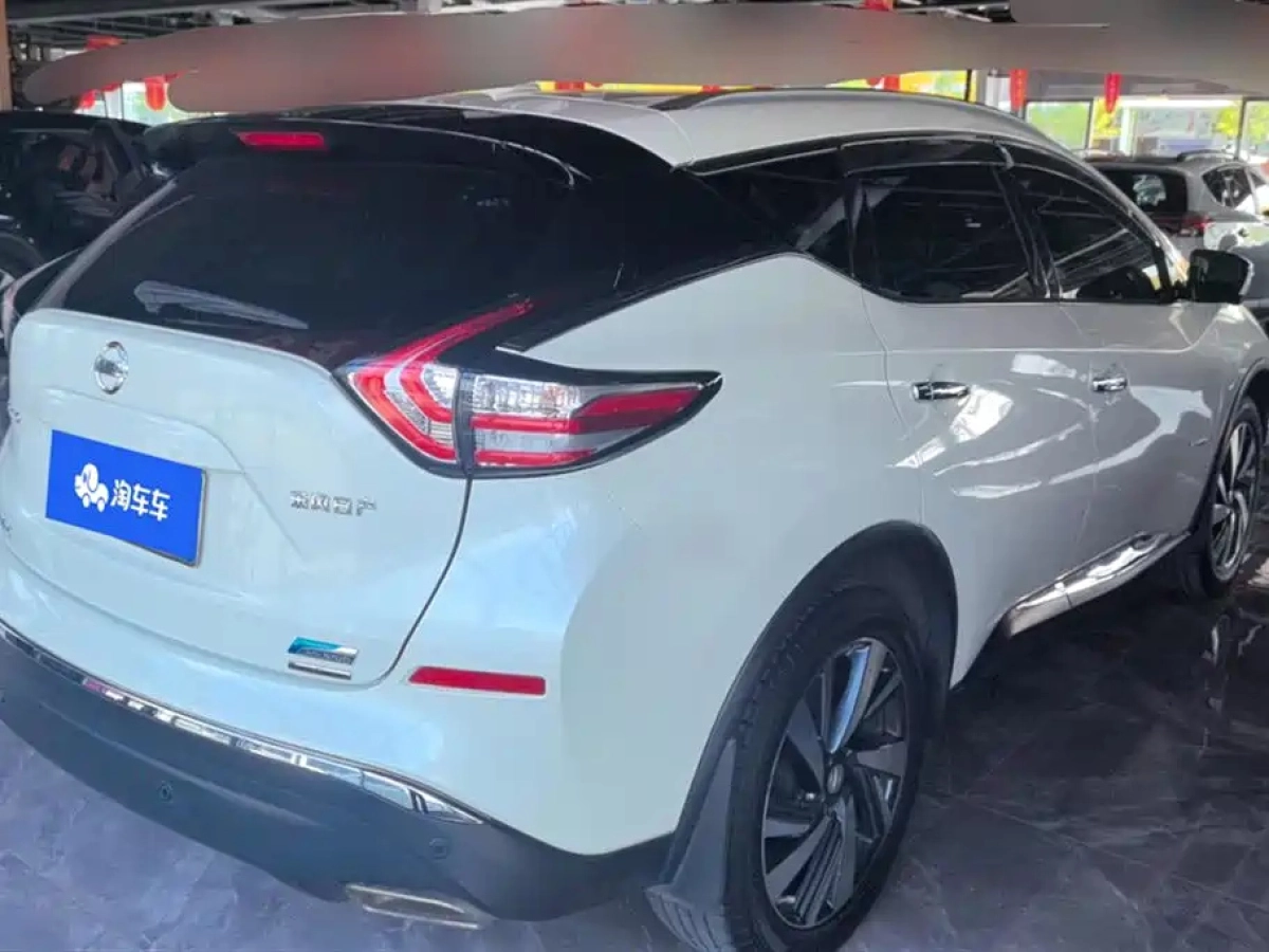 NISSAN MURANO