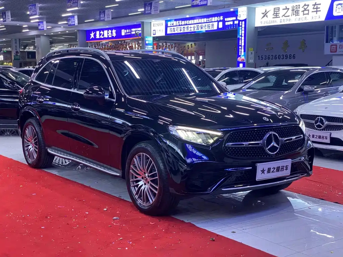 MERCEDES BENZ GLC