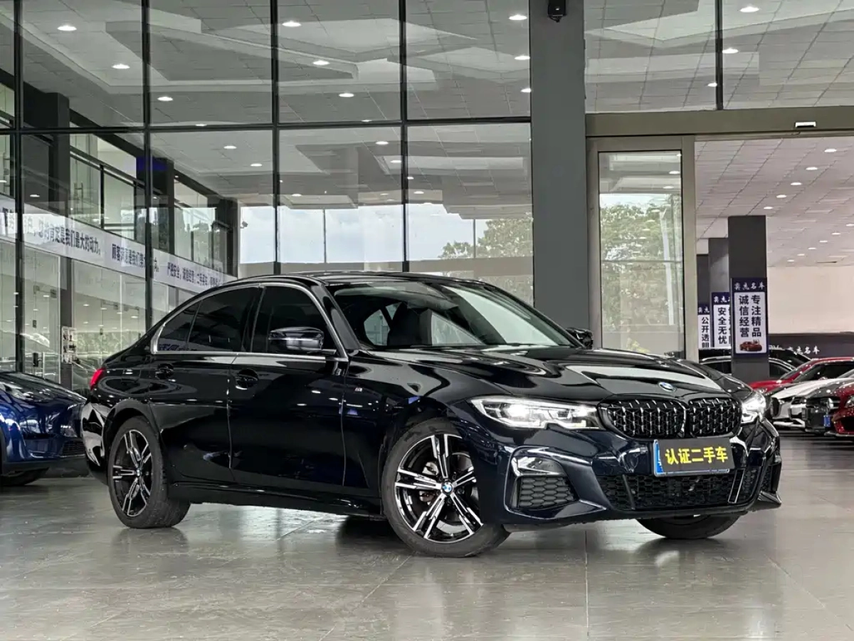 BMW 3-SERIES