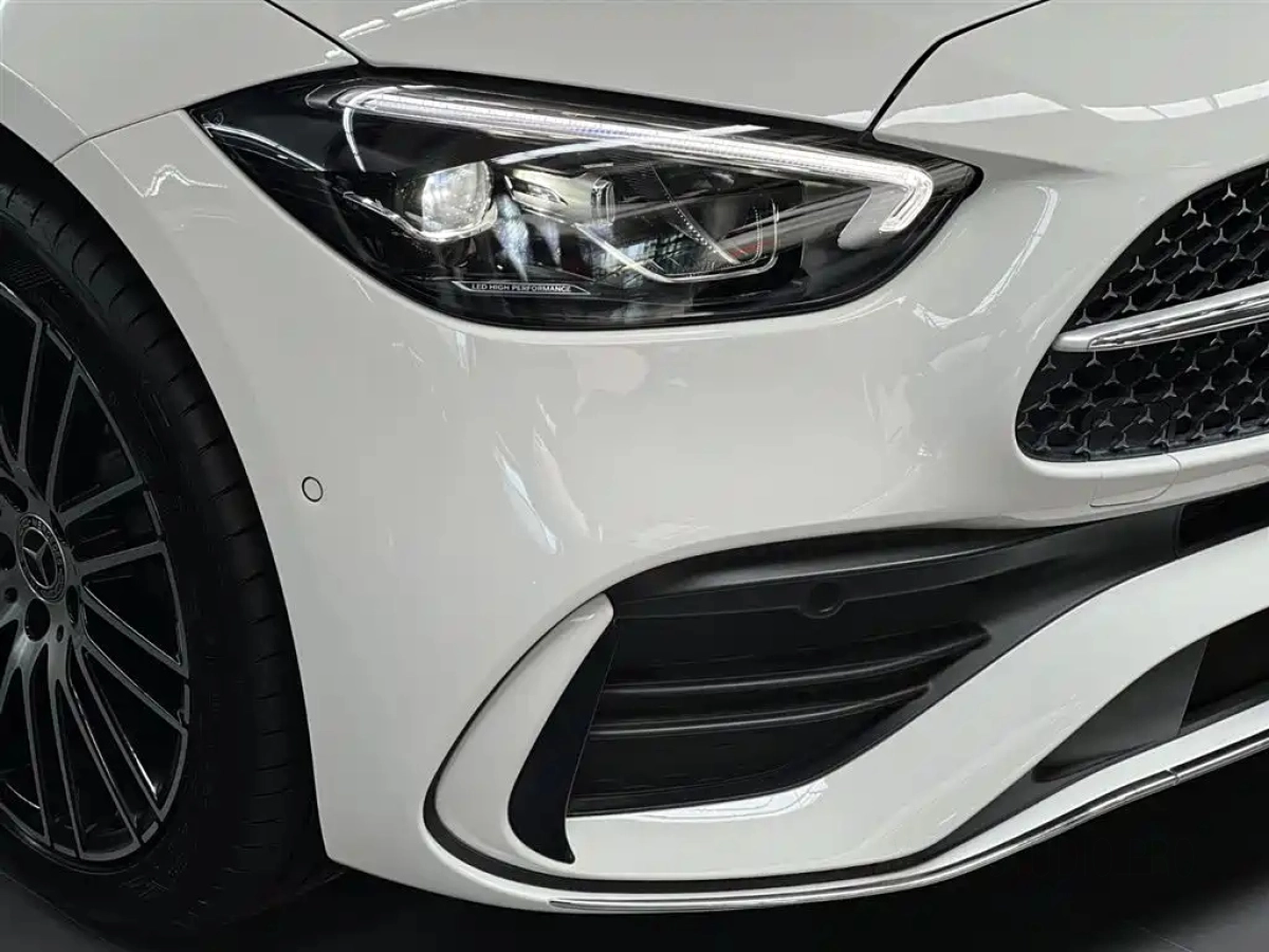 MERCEDES BENZ C-CLASS