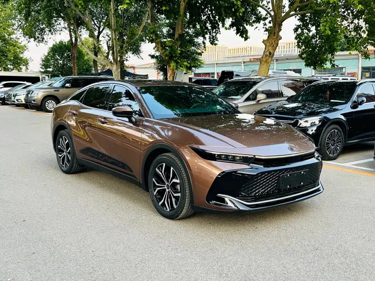 TOYOTA CROWN SPORTCROSS