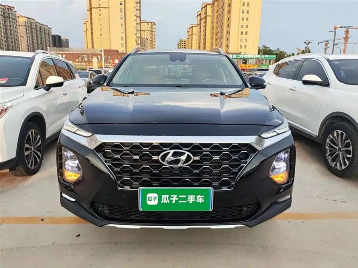HYUNDAI SANTAFE