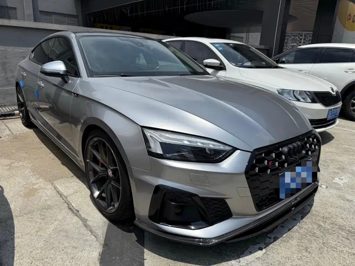 AUDI A5