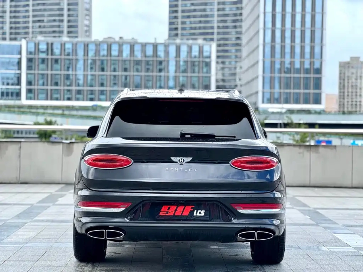 BENTLEY BENTAYGA PLUG IN HYBRID