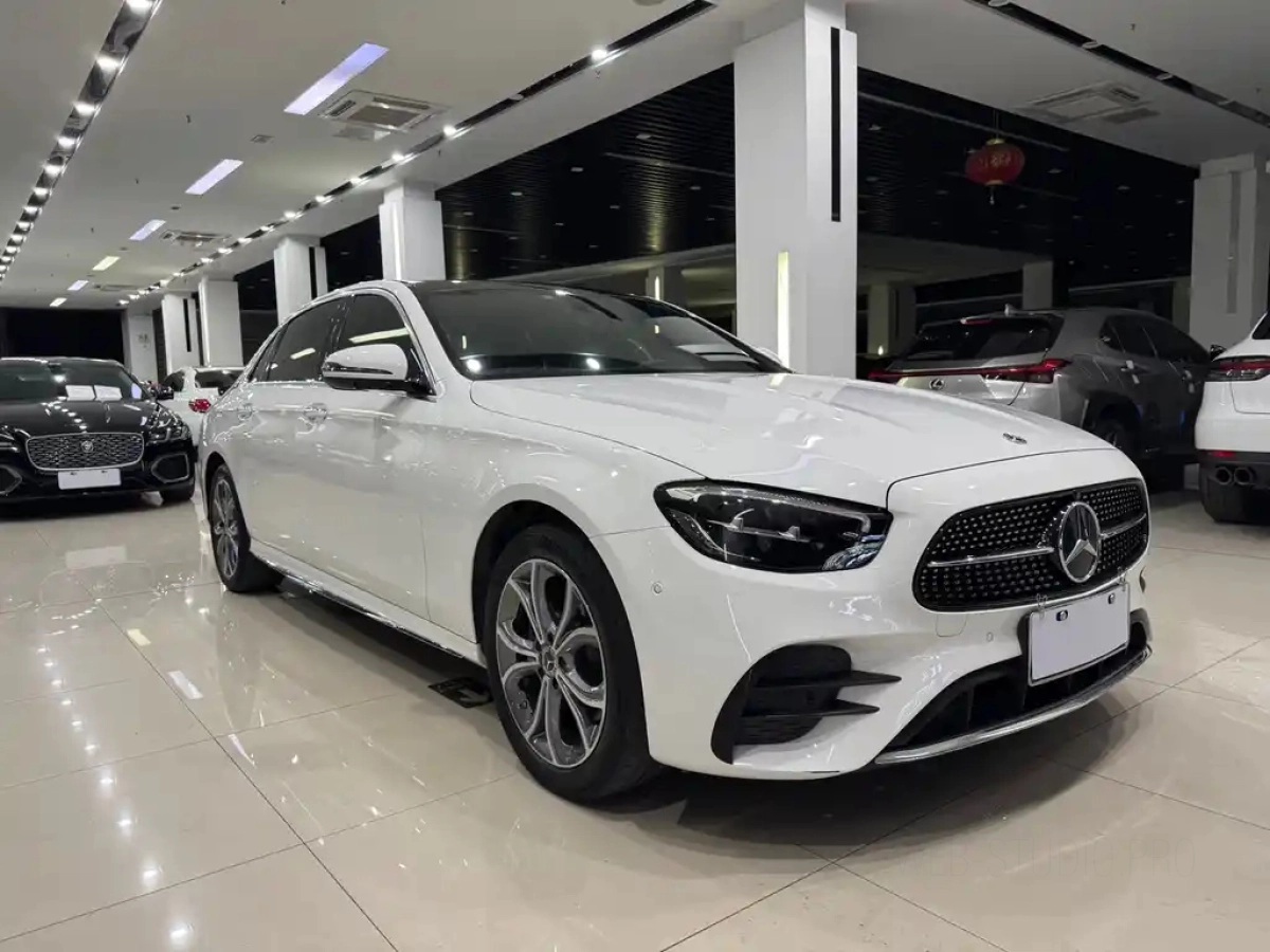 MERCEDES BENZ E-CLASS
