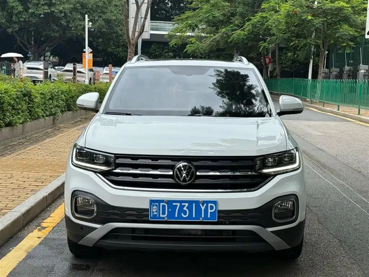 VOLKSWAGEN TACOUA