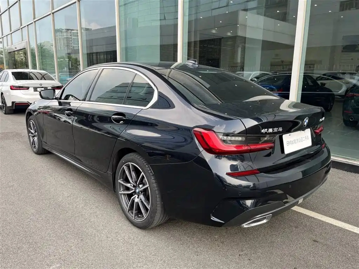 BMW 3-SERIES