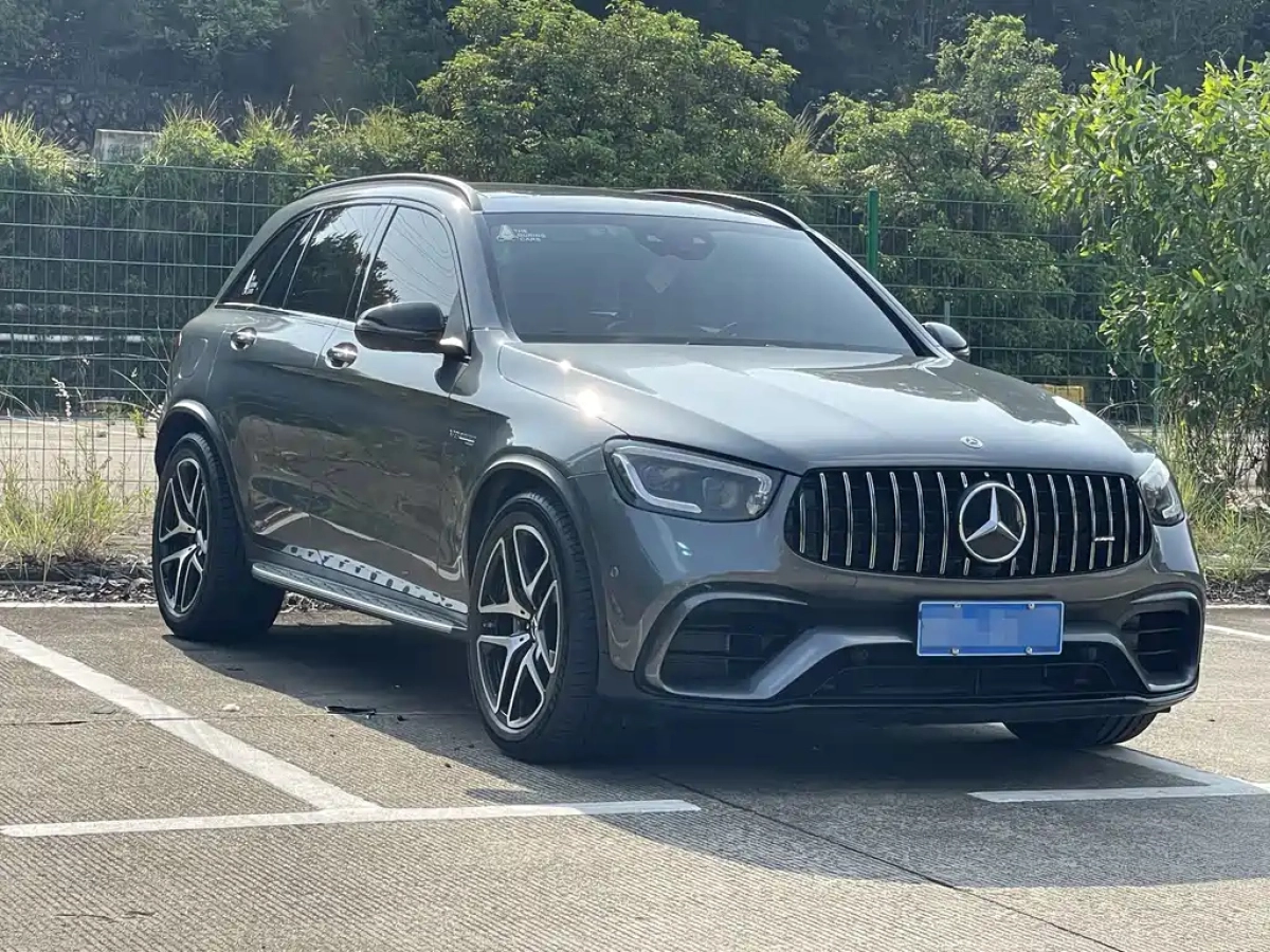 MERCEDES BENZ GLC AMG
