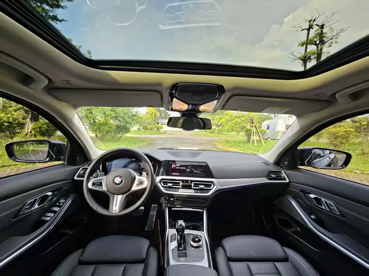 BMW 3-SERIES