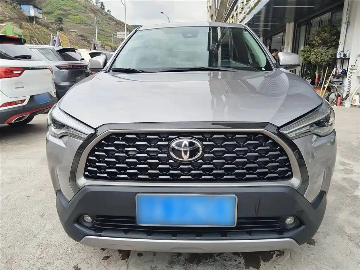 TOYOTA COROLLA CROSS