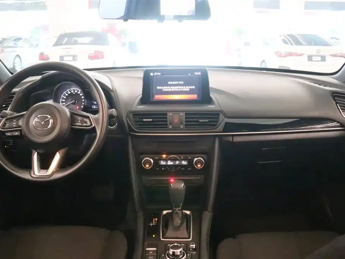 MAZDA CX-4