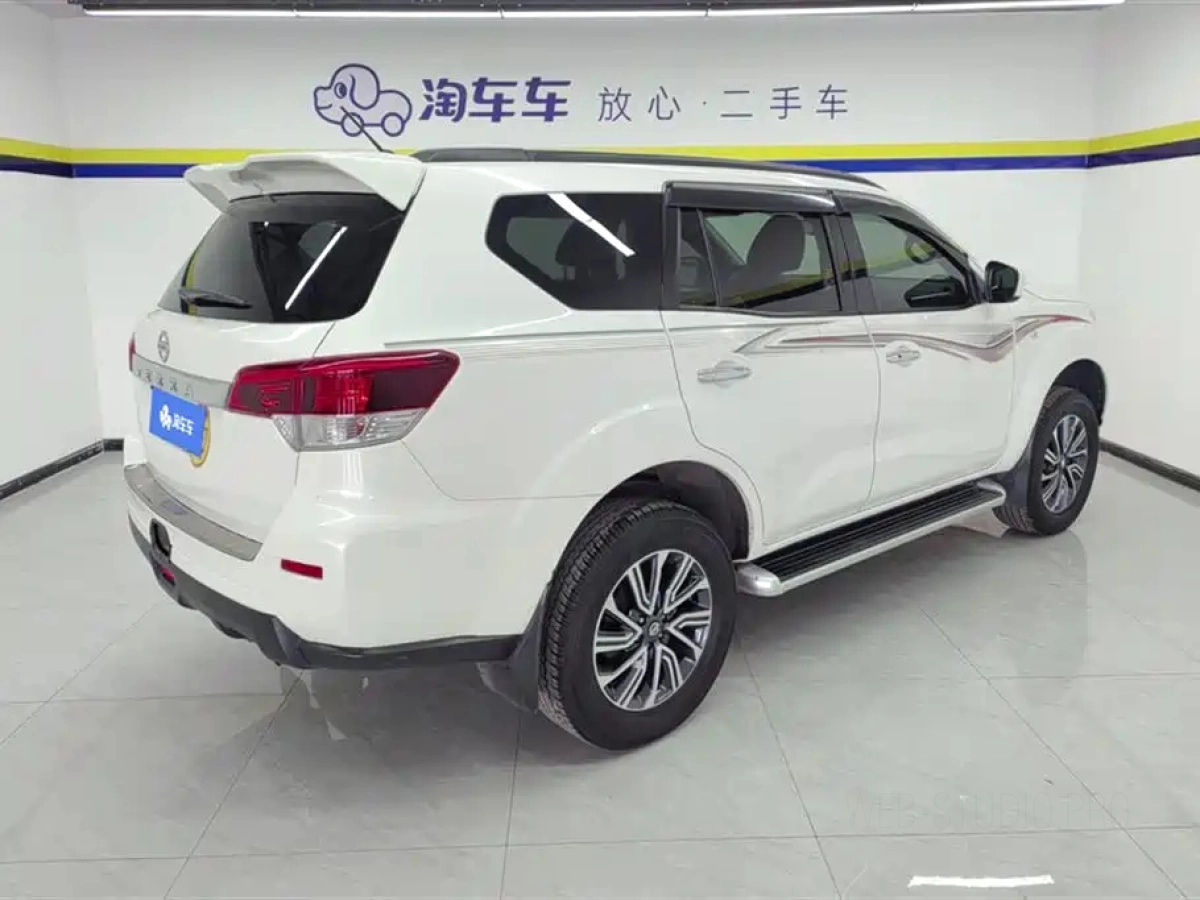 NISSAN TERRA