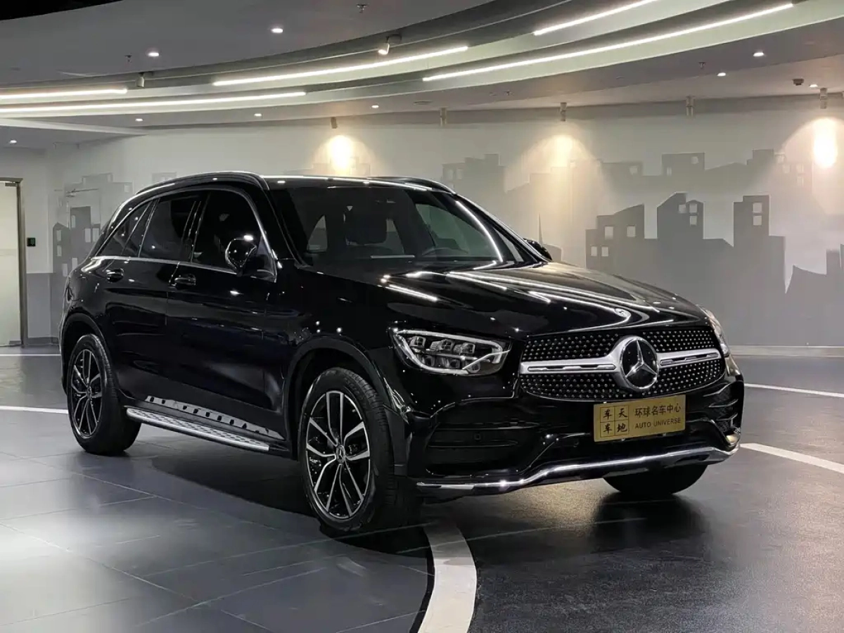 MERCEDES BENZ GLC