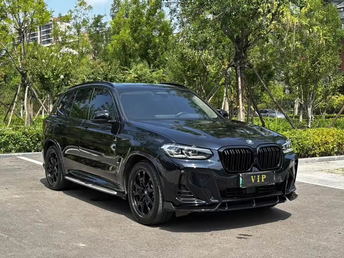 BMW IX3