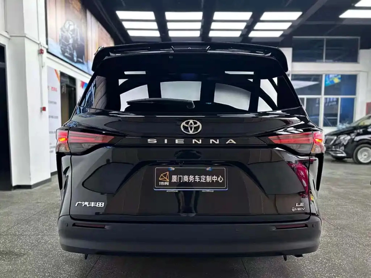 TOYOTA SIENNA SIENNA