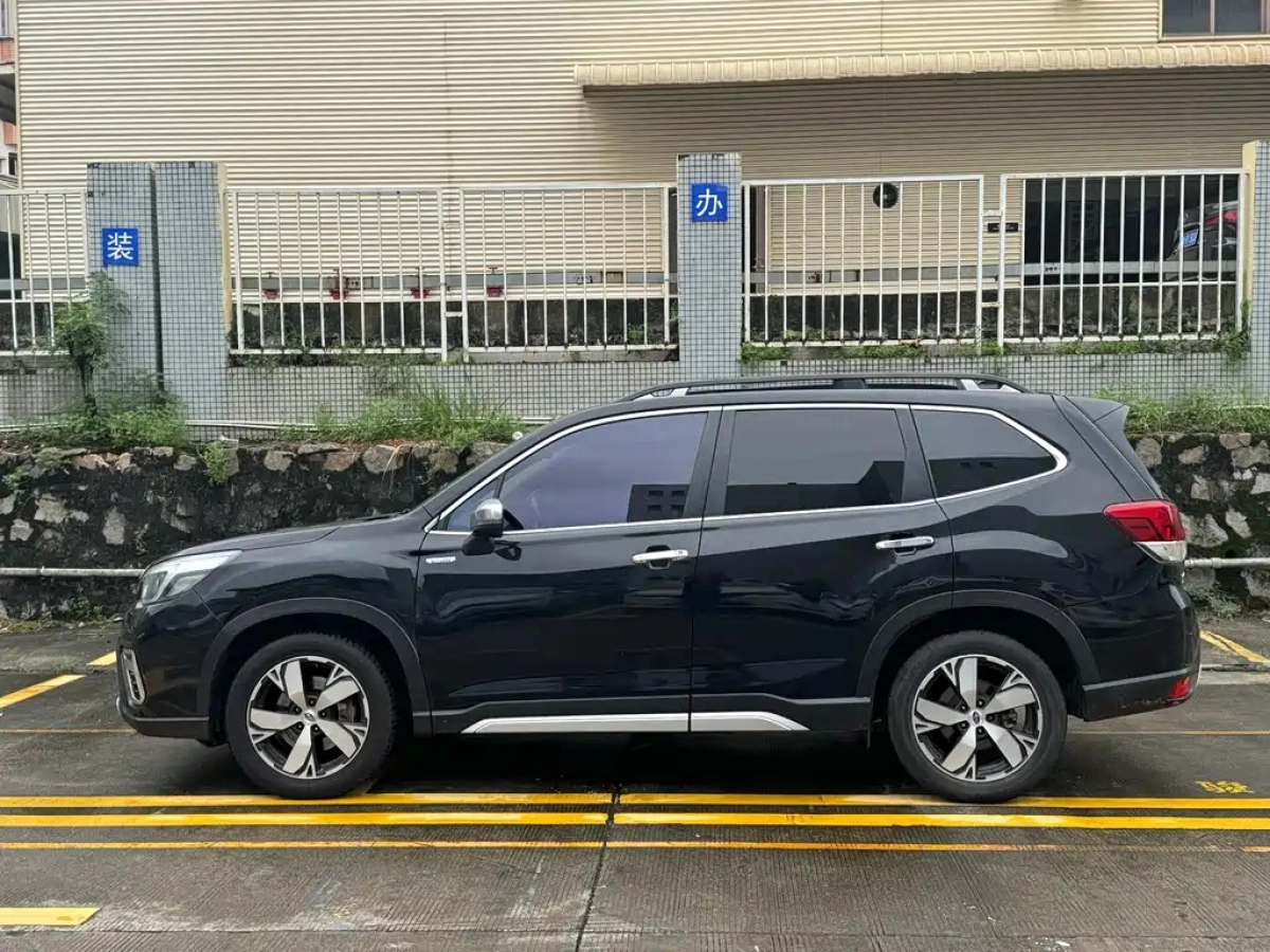 SUBARU FORESTER