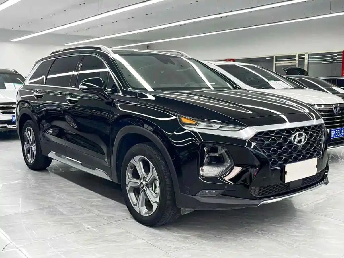 HYUNDAI SANTAFE