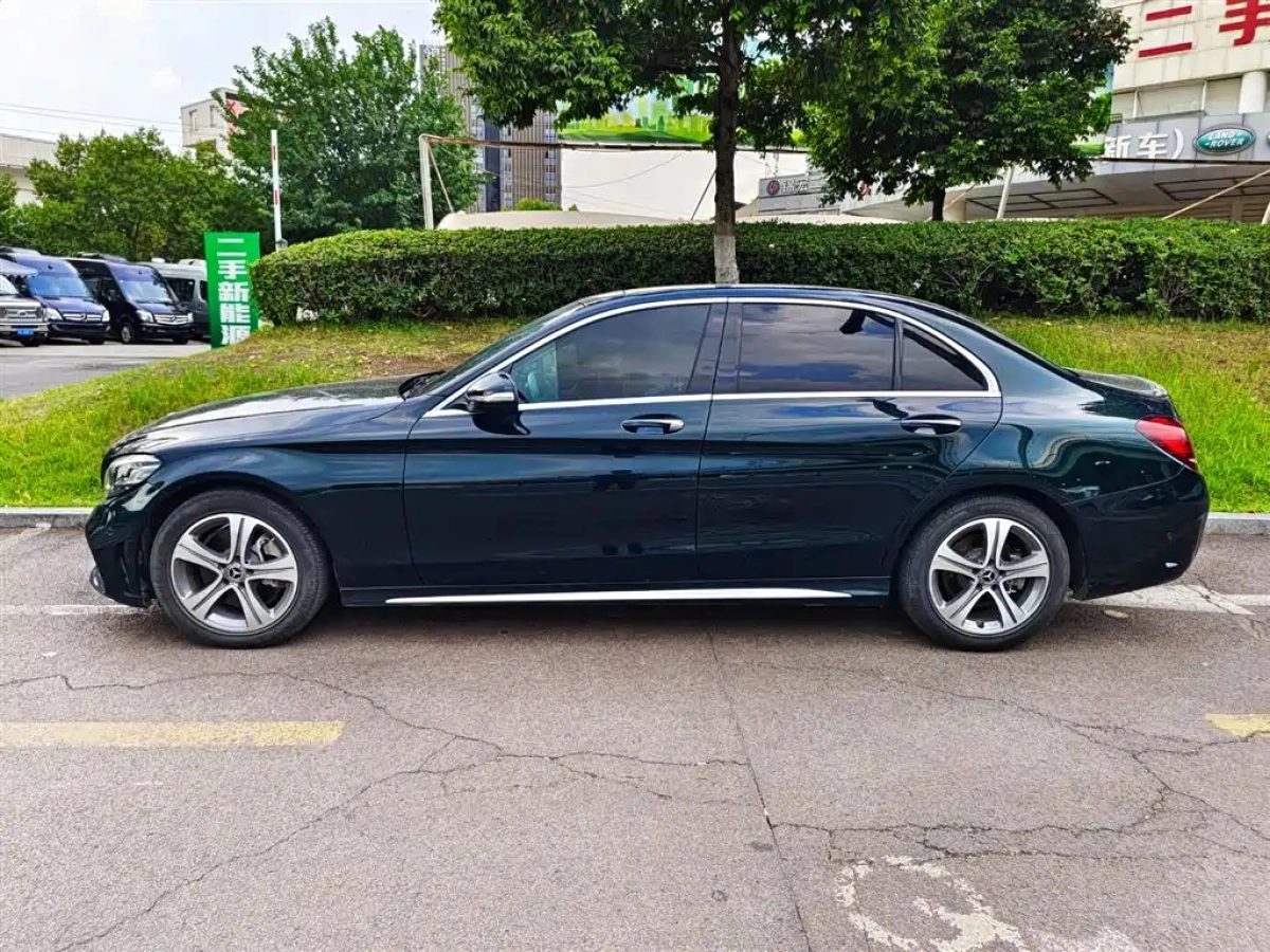 MERCEDES BENZ C-CLASS
