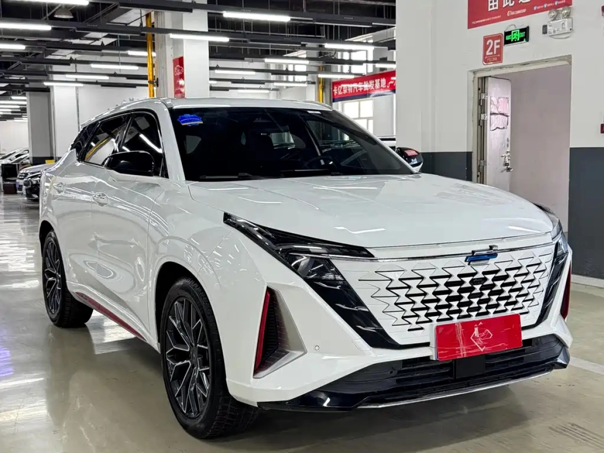 CHANGAN OSHAN Z6