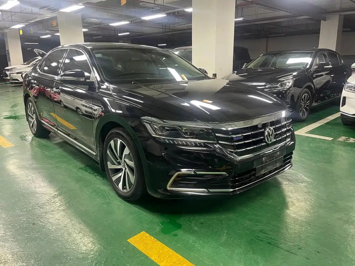VOLKSWAGEN PASSAT NEW ENERGY