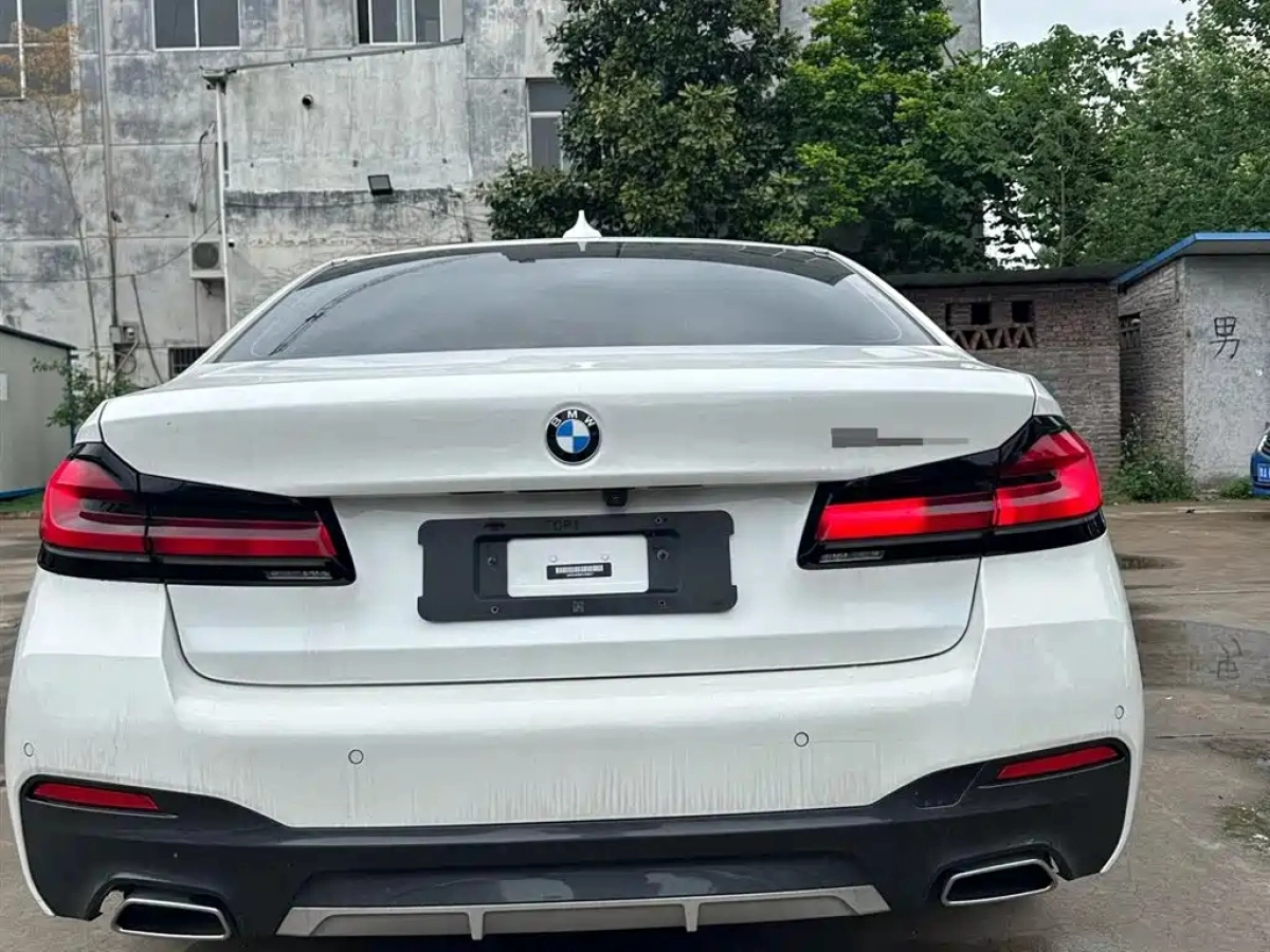 BMW 5-SERIES