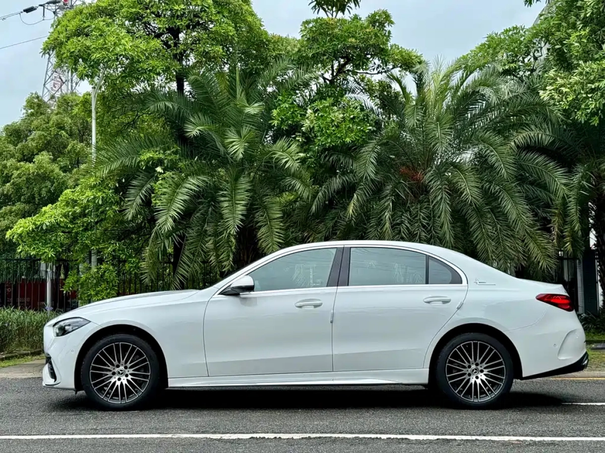 MERCEDES BENZ C-CLASS